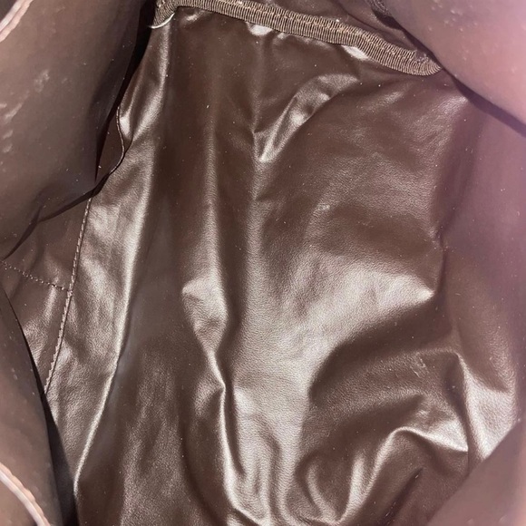 Large fendi pink pouch - Picture 3 of 3